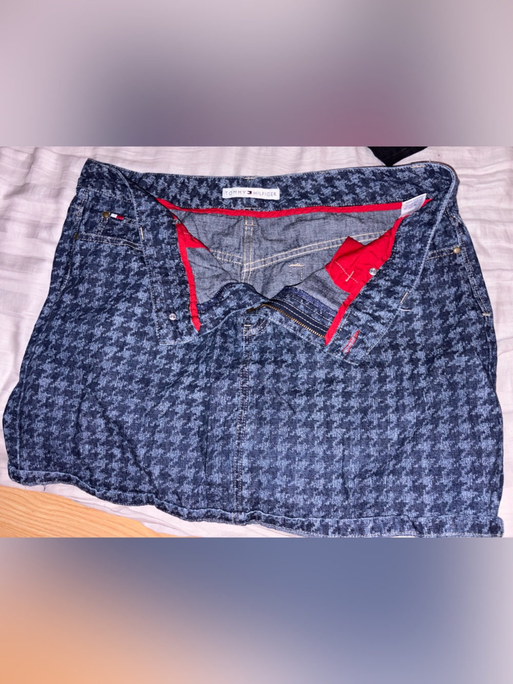 Tommy Hilfiger Houndstooth mini-skirt.